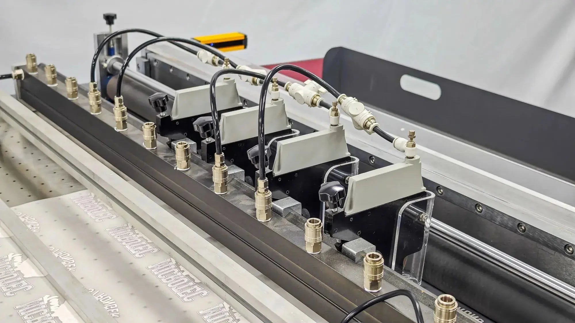 MicroTec APEX XC-25 Fully Automatic DTF Film Cutter